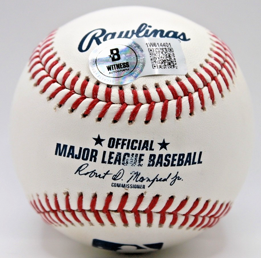 7904796