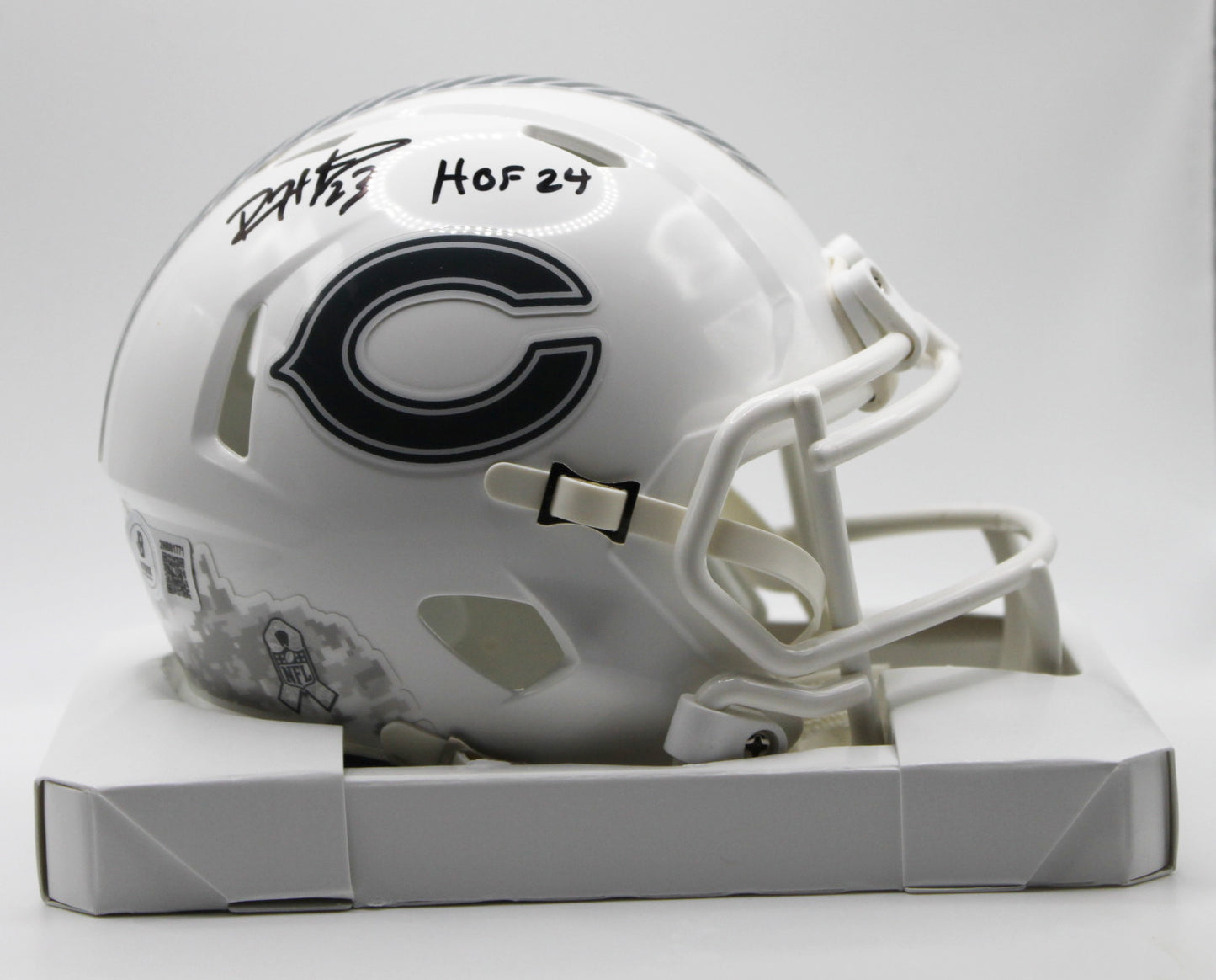 Devin Hester Chicago Bears Signed Salute to Service 3 Mini Helmet